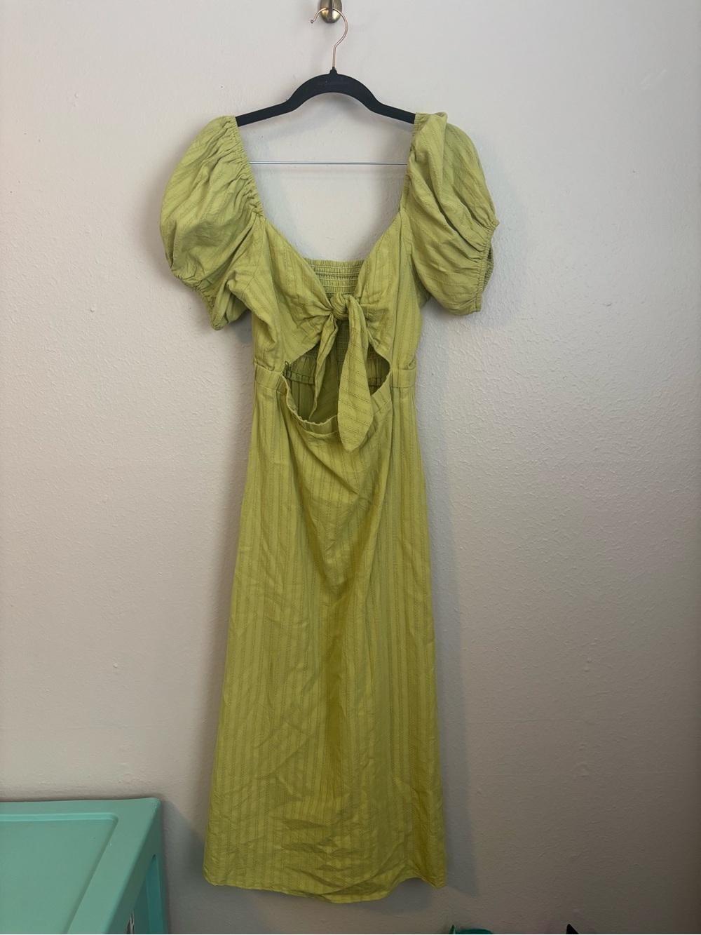 Show Me Your Mumu GABRIELLE TIE DRESS in Pear Small - Picture 4 of 9